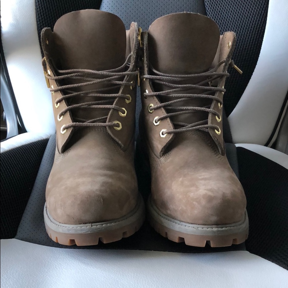 Timberland 6 inch premium boots dark beige
